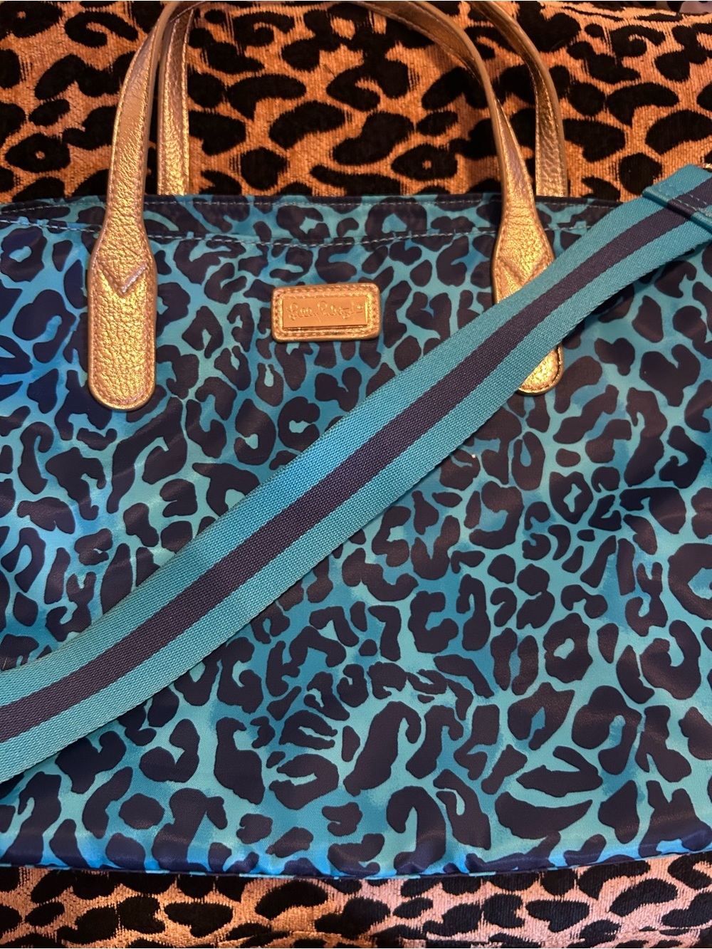 Lilly evita oyster bay leopard print tote bag with strap - Picture 7 of 7